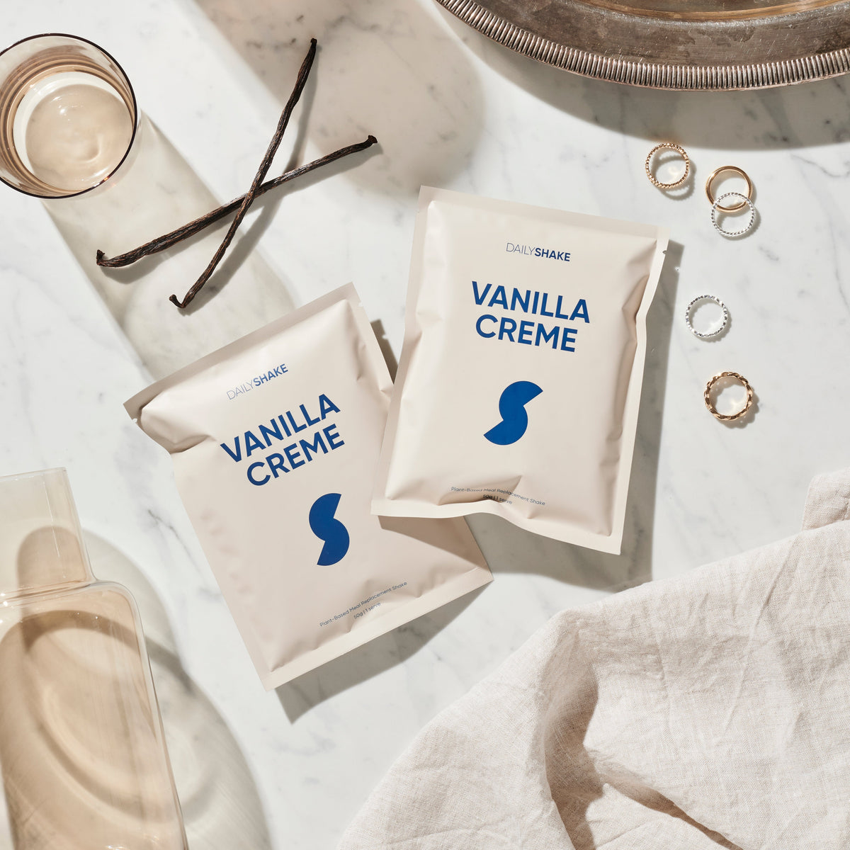 Vanilla Creme 2-sachet protein powder pack hero image